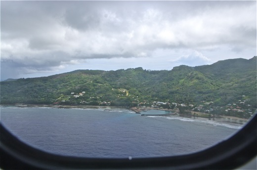 survol Rurutu, nov 2010