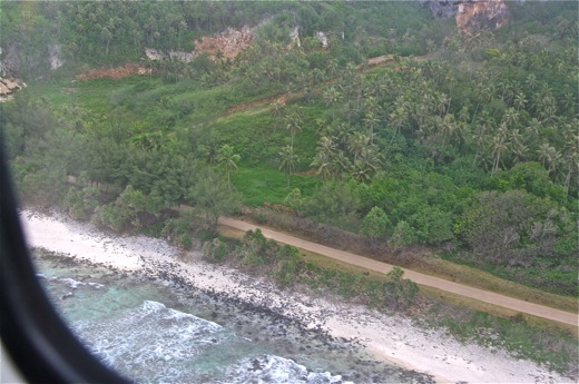 survol Rurutu, nov 2010