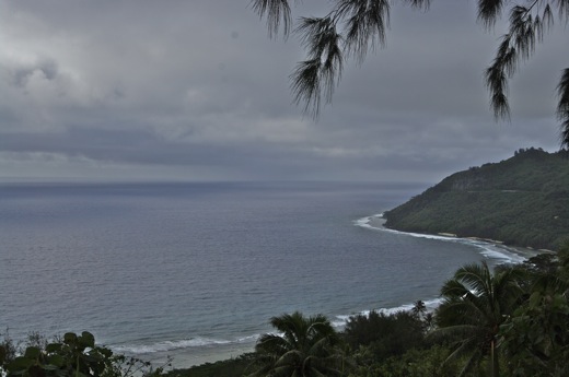 Rurutu : baie d'Avera, nov 2010