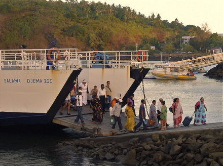 descente des passagers ...