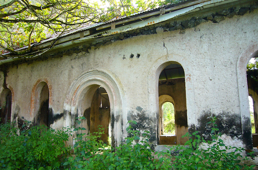 chapelle des sœurs et dortoir : vestiges couvent de Rouru