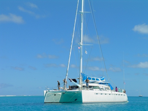 croisière en catamaran aux Tuamotu