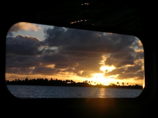 coucher de soleil Apataki Tuamotu