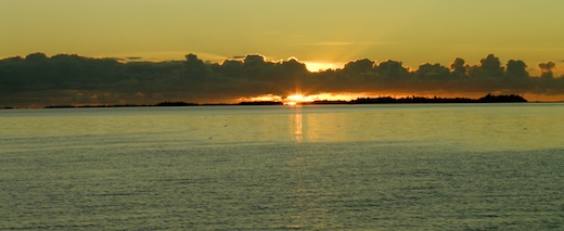 lever du soleil lagon de Rangiroa